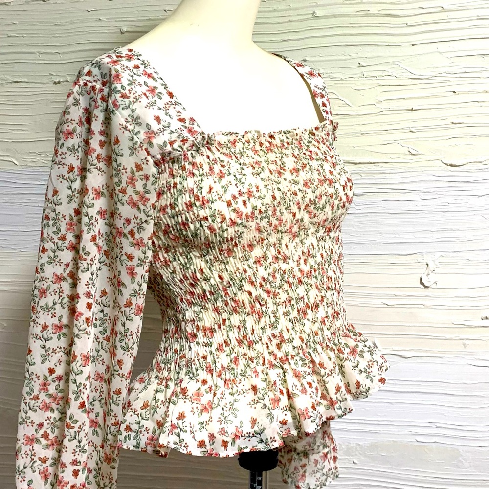 Cropped square neck blouse top in small